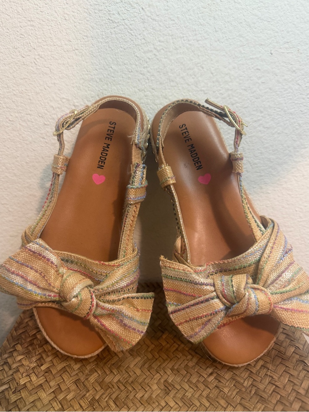 Steve Madden Girls' Multicolor Metallic Stripe Bow Sandals - Gold/Tan